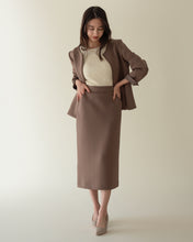 Load image into Gallery viewer, Comfortable Pencil Skirt