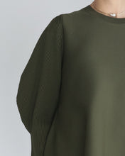 Load image into Gallery viewer, Sleeve rib peplum knit