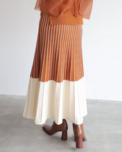 Load image into Gallery viewer, Bicolor knit skirt