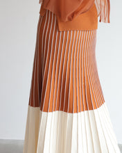 Load image into Gallery viewer, Bicolor knit skirt
