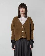 Load image into Gallery viewer, ラクーン混Vネックカーディガン