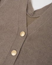 Load image into Gallery viewer, ラクーン混Vネックカーディガン