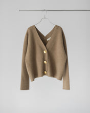 Load image into Gallery viewer, ラクーン混Vネックカーディガン モカ