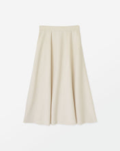 画像をギャラリービューアに読み込む, タックフレアスカート