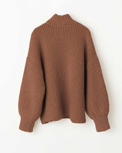 画像をギャラリービューアに読み込む, '22AW モヘアタートルネックニット.