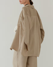 Load image into Gallery viewer, サテンBIGシャツ