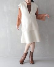 Load image into Gallery viewer, Double face boucle vest
