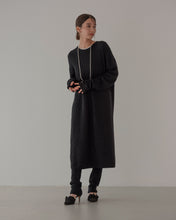 Load image into Gallery viewer, Floating JQ knit leggings
